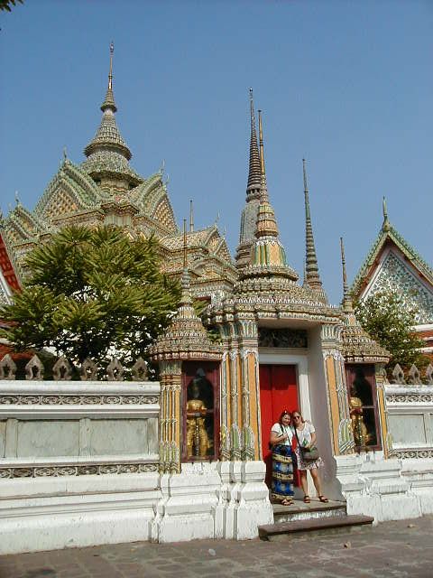 watgroup.jpg, 69810 bytes, 1/21/2001