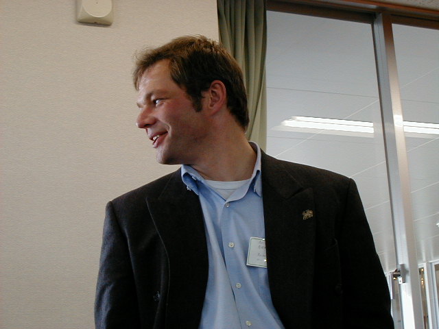 con - robert.JPG, 57329 bytes, 1/1/1998