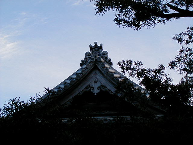 kodenji roof.JPG, 1/3/2005, 56 kB