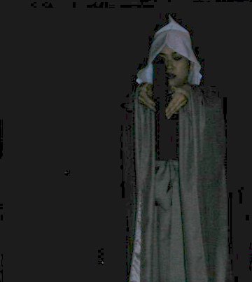 kr - dancer 1.JPG, 1/3/2005, 15 kB