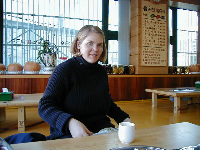 kr kim has korean.JPG, 1/3/2005, 60 kB