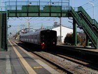 train arriving at ushizu.JPG