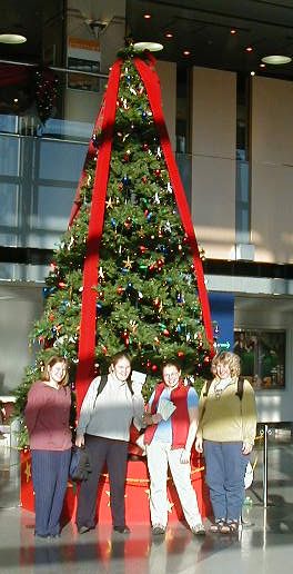 group.jpg, 38929 bytes, 11/27/2000
