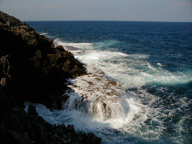 hedorocks3.jpg, 60704 bytes, 11/24/2000