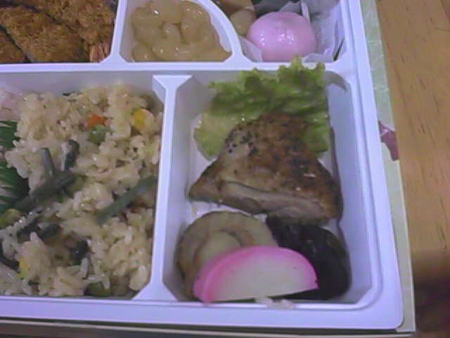 bento from softball 2.jpg, 54629 bytes, 10/17/1999