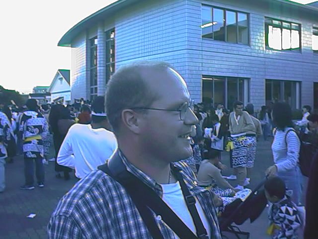 john at ton ten ton.jpg, 65114 bytes, 10/25/1999