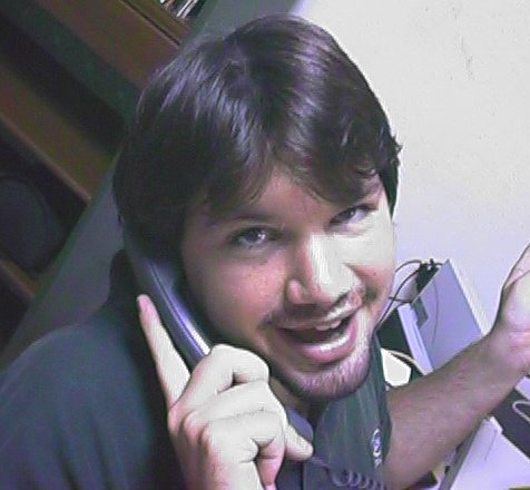 me on the phone with gil.jpg, 35039 bytes, 10/23/1999
