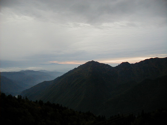 nishihotakadake11.jpg, 52492 bytes, 10/8/2000