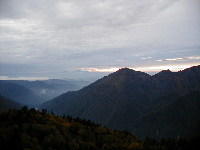 nishihotakadake9.jpg, 57158 bytes, 10/8/2000