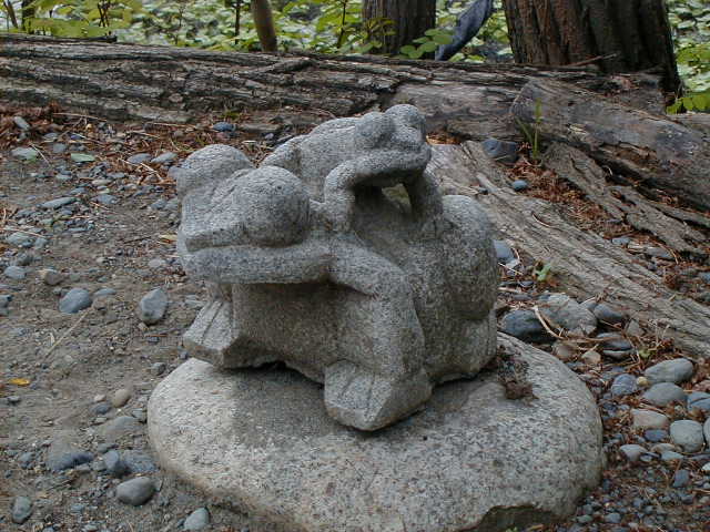 stonefrog.jpg, 65008 bytes, 10/9/2000