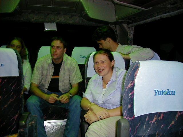 busgroup.jpg, 60167 bytes, 10/13/2000