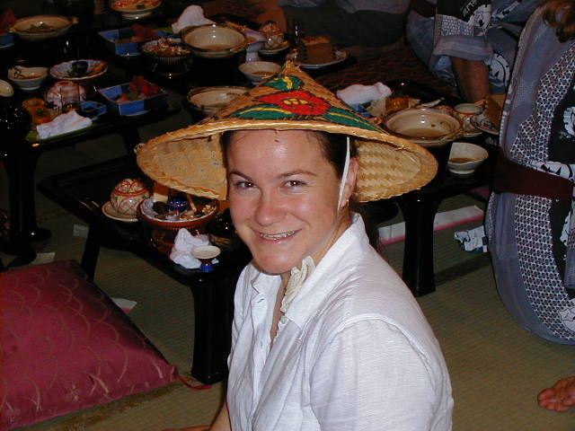 dinnerlouise.jpg, 60333 bytes, 10/13/2000
