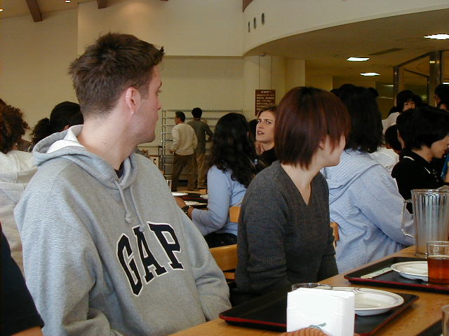 lunchlook.jpg, 59212 bytes, 10/14/2000