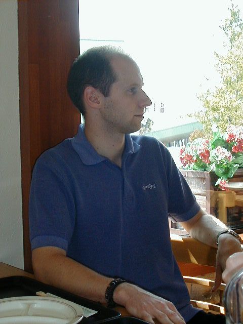 lunchpete.jpg, 48886 bytes, 10/14/2000