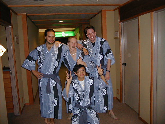 yukata1.jpg, 60110 bytes, 10/13/2000
