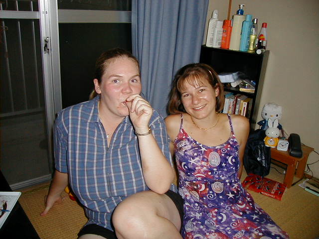 beckyandkim.jpg, 60024 bytes, 1/1/1998