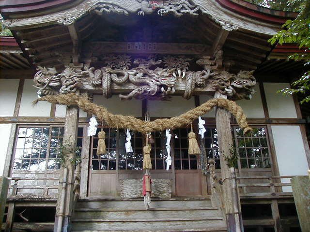 bigtreetemple2.jpg, 63122 bytes, 1/1/1998