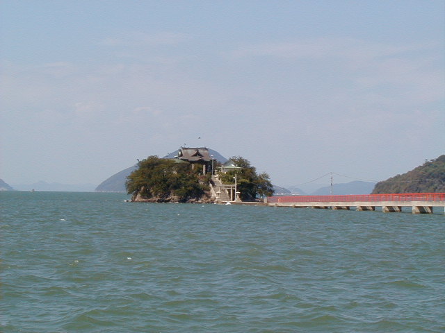 floatingtemple2.jpg, 57381 bytes, 9/17/2000
