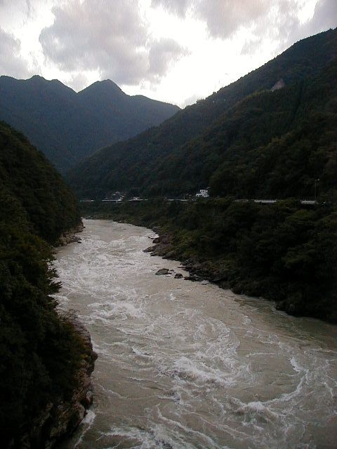riverview33.jpg, 52209 bytes, 9/18/2000