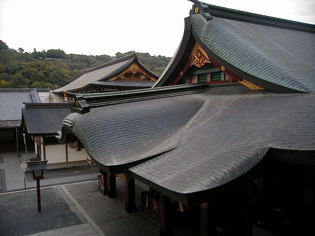 awshrine7.jpg, 58334 bytes, 2001/05/20