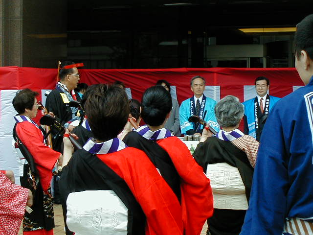 SANY0011.JPG, 59456 bytes, 2001/05/03