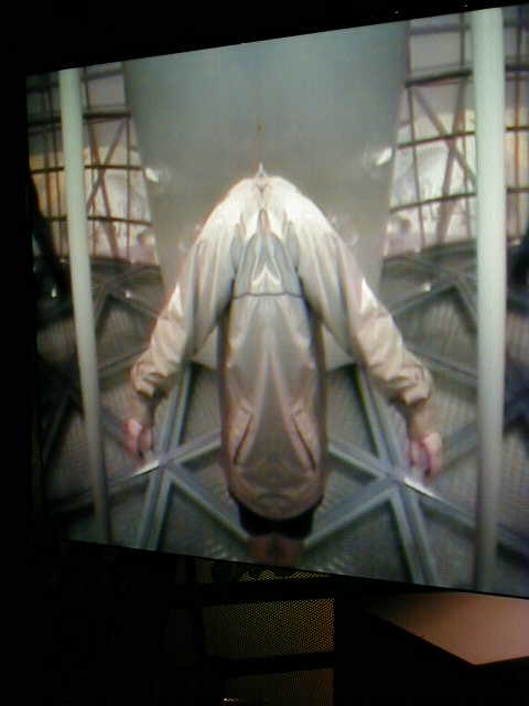 fairytaleheadless.jpg, 28705 bytes, 2001/05/21