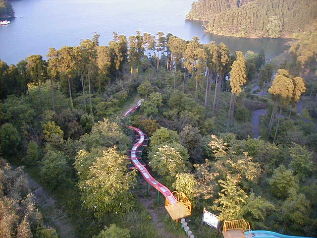 shslide3.jpg, 63968 bytes, 1998/01/01