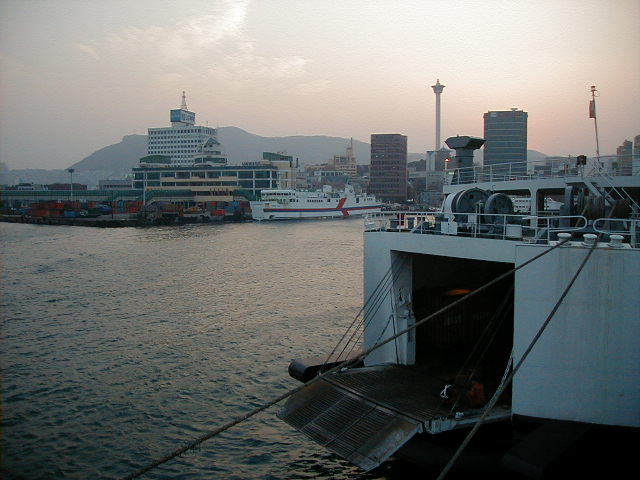 departingpusan.jpg, 63330 bytes, 1/1/1998