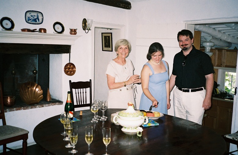 wedding_e (1).jpg, 112 kB